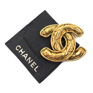 シャネル ブローチ ココマーク マトラッセ ゴールドカラー金具 約4.8×5.7cm 1152刻印 保存袋 付属 CHANEL