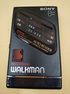 Y12-373　SONY　　　TV/FM/AM　RECORDING　WALKMAN　　　WM-F203