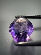 「見切り品」アメジスト変形カットルース　2.0ct KS100-550_画像3