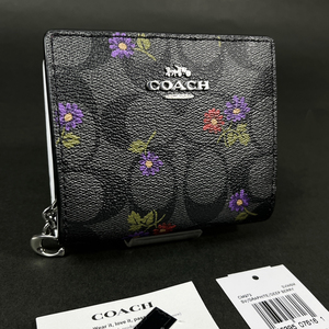 【COACH 本物 新品 コーチUSAアウトレット正規品】スナップ シグネチャー カントリー フローラル 二つ折り 財布 CM973 花柄 新作 新品