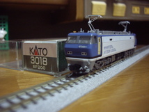 kato EF200-1 品番3018 動力車動作・ライト点灯確認済み_画像1