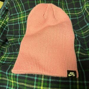 NIKE* Nike * polyester 40%& acrylic fiber 60% knitted * cap pink hat free size new goods Nike SB value goods beautiful . work highest goods 