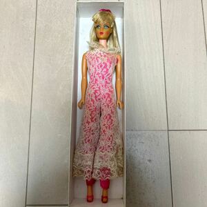 * Vintage TNT Barbie out Fit (JUMP INTO LACE) attaching *