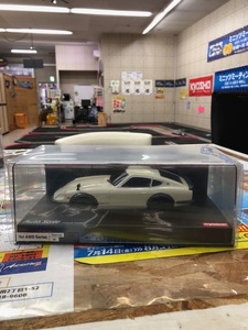 MINI-Z ラジコン　日産 フェアレディ 240ZG ホワイト
