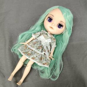 051207 251910-1 Blythe ブライス Neo Blythe ネオ ブライス ブライスドール ファッションドール ドール 女の子 お洋服付きの画像2