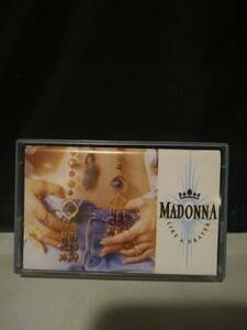 C8563　カセットテープ　Madonna マドンナ - Like A Prayer　Sire 25844-4　Singapore　Blue