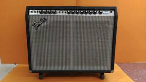 楽1136-149■【送料未定】 Fender フェンダー Custom Twin Reverb ギターアンプ 背面機能未確認 現状品 