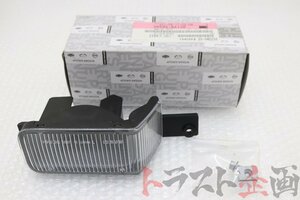 1101163124 未使用品 後期 バックランプ 助手席側 スカイライン GT-R Vスペック2 BNR34 後期 トラスト企画 送料無料 U