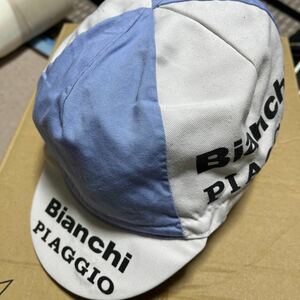 サイクルキャップ　ブルーホワイト　サイズフリー　中古　サイクリングキャップ　帽子　イタリア製　ビアンキ