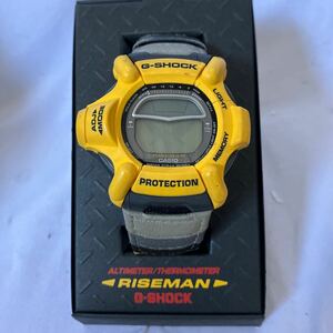 ○【500円スタート】G-SHOCK CASIO カシオ 腕時計 DW-9100YJ RISEMAN ライズマン MEN IN YELLOW グレー デジタル クォーツ 箱付き