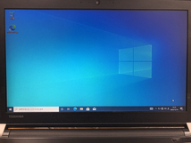 中古■13.3型 dynabook R73/M [i5-7200U/8G/SSD:256G/カメラ/SD/Win10]★AC付★送料無料_画像2