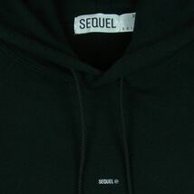 シークエル SEQUEL SQ-20AW-HD04 PULLOVER HOODIE ロゴ プリント プルオーバー パーカー 日本製 ブラック系 M【中古】_画像3