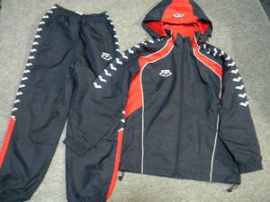 * prompt decision *arena Arena * windbreaker top and bottom *140.*