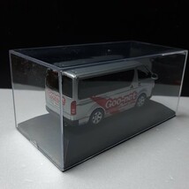 TOYOTA HIACE Goo-net version　シルバー　1/43_画像4