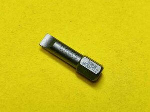 Wera 【ビット】〈056220〉800/1TZ ビット マイナス 0.8×5.5×25mm