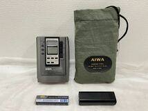 【希少】AIWA HS-JX30 ポータブルカセットプレーヤー シルバー 乾電池ケース付き カセットレコーダー アイワ_画像1