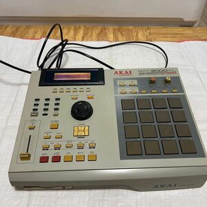 AKAI MPC2000XL サンプラー 通電確認済み　現状品