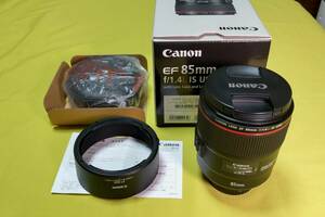 CANON キヤノン EF８５mm f/1.４ L IS USM　単焦点レンズ 外箱他付属品揃い品　日本製造品　 中古美品