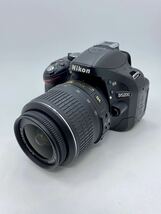Nikon デジタル一眼レフカメラ D5200 レンズキット AF-S DX NIKKOR 18-55mm f/3.5-5.6G VR付属 ブラック D5200LKBK_画像2