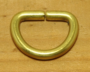 Solid Brass ソリッド ブラス 真鍮無垢 生地 丸棒 Dカン 半月カン レザークラフト バッグ パーツ 金具 18mm 線径4mm 1個