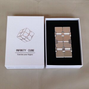 【中古品】Infinity Cube インフィニティキューブ 無限キューブ アルミニウム合金 (銀)（管理番号：063102)