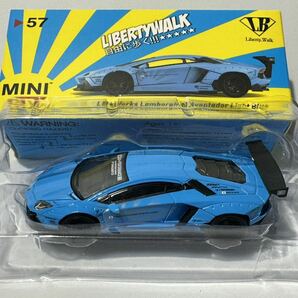 ★左右ハンドル2台セット★ 1/64 MINI GT ミニGT LB WORKS Lamborghini Aventador ランボルギーニ アヴェンタドール ゼロファイターの画像3