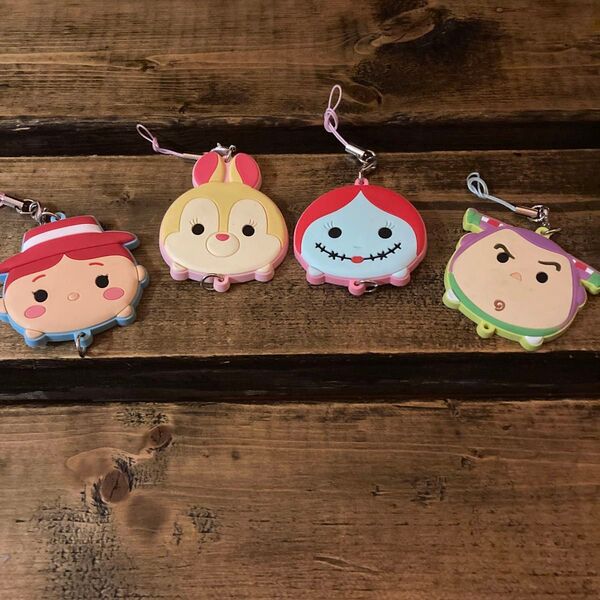 ディズニーツムツムラバーストラップ4つ