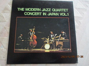 LP　　　THE MODERN JAZZ QUARTET CONCERT IN JAPAN VOL.1　　　　　　　　試聴ずみ