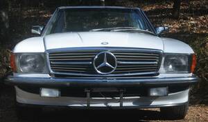 １９８1997（最終モデル）—完全オリジナル　エレガントなMercedes Benz５６０ＳＬ—事故歴：Restoration history：無しを出品いたしました。