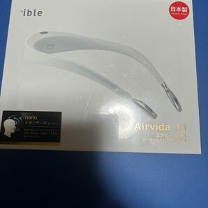 送料込み本物新品未使用ウィルス防御花粉症対策に 首掛け式小型空気清浄機 インフルエンザ対策