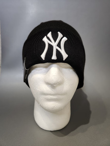 【未使用品】New York Yankees ニューヨーク ヤンキース ニットキャップ 黒/白ニット帽