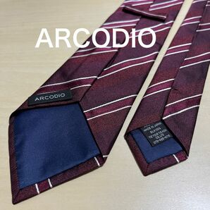 追加最終値下げ【美品】ARCODIO アルコディオ　バーガンディー　レジメンタル ネクタイ