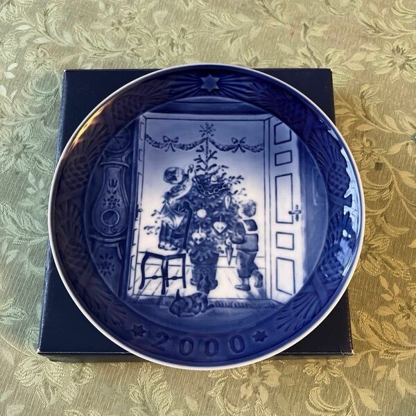 ROYAL COPENHAGEN 2000 YEAR PLATE ロイヤルコペンハーゲン 2000