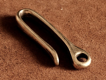 キーフック付き 真鍮 ツリバリ フック キーリング ゴールド (中サイズ）ダブルリング キーホルダー ベルトループ キーチェーン 釣り針_画像2