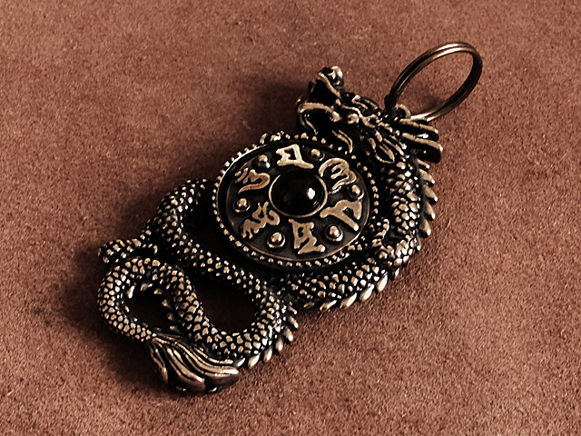 Brass Dragon Keychain (Mantra) Dragon Year of the Dragon Dragon Sanskrit Kanji Mani Wheel Charm Keyring Brass Amulet Talisman Gold Goods, miscellaneous goods, key ring, Handmade