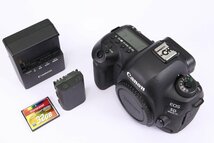 【 良品 | 動作保証 】 Canon EOS 5D Mark IV ボディ 【 CFカード 32GB 160MB/s 追加付属 】_画像2