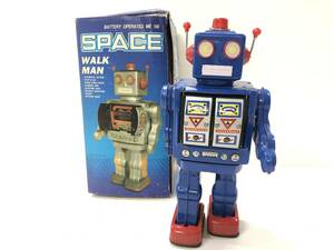 Y1206‐3【堀川玩具】昭和レトロ ブリキ ロボット BATTERY OPERATED ME100 SPACE WALK MAN 動作未確認 現状品