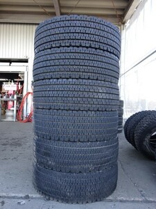 265/70R19.5　140/138J　ブリヂストン　W900　中古スタッドレス６本　送料無料　（051204）