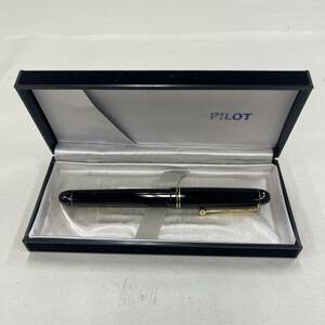 Ｅ2472(123)-658/ST3000　万年筆　PILOT　パイロット　CUSTOM 67　14K-585　小物　箱付き