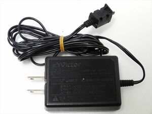 Victor 純正 ACアダプター AP-V14 ビクター 充電器 11V 1A　送料300円　461