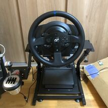 ハンドルコントローラー THRUSTMASTER ハンコン _画像1