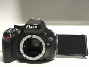 14081G ★送料無料★Nikon D5200 ボディ ジャンク品 ニコン デジタル一眼