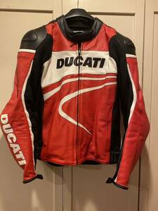 ダイネーゼ　レザージャケット DAINESE ライダースジャケット　カウレザー　サイズ50 美品