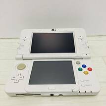 《ジャンク品》NEW Nintendo 3DS 任天堂 NEW ニンテンドー3DS ホワイト 本体のみ 【1円スタート】_画像4