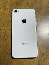 送料無料 au Apple iPhone8 64GBホワイト中古 本体 白ロム　SIMフリー_画像4