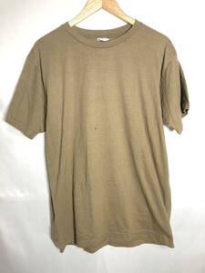 アメリカ軍　実物　ブラウン（TAN）Tシャツ　インナー　中古品　サイズ　LARGE 材質　ポリエステル　100%