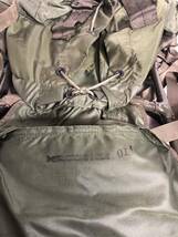 アメリカ軍　陸軍　ベトナム戦争　ライトウェイト　ラックサック　フレーム付　払下げ品　中古品　ナイロン製ザック部外部ポケット付　_画像9