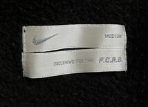 F.C.R.B. Bristol NIKE フリースパーカー　ブリストル　スウェットパーカー Mサイズ　バックロゴ ワッペン_画像3