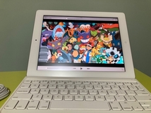 Apple iPad2 第2世代 64GB MC981J/A Wi-Fiモデル + 英語キーボード ( カバー・スタンド ) 小さいお子様へのクリスマス X'masプレゼントに_画像3