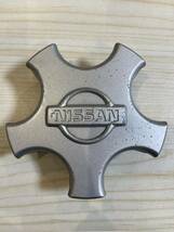 日産 アルミホイール用 センターキャップ 40343 21U10 中古品 1個 NISSAN ②_画像1